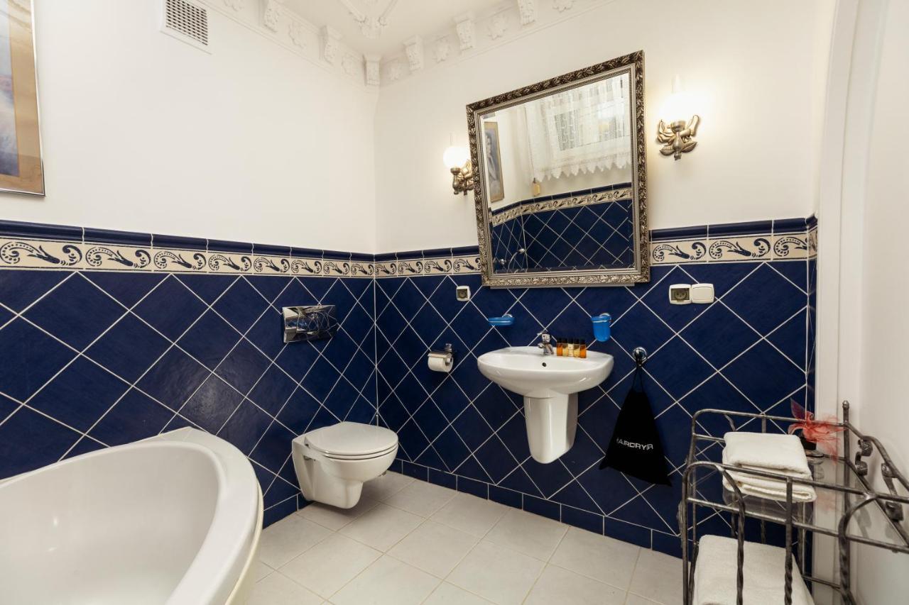 Villa Toscania-Check In 24H Poznan Ngoại thất bức ảnh