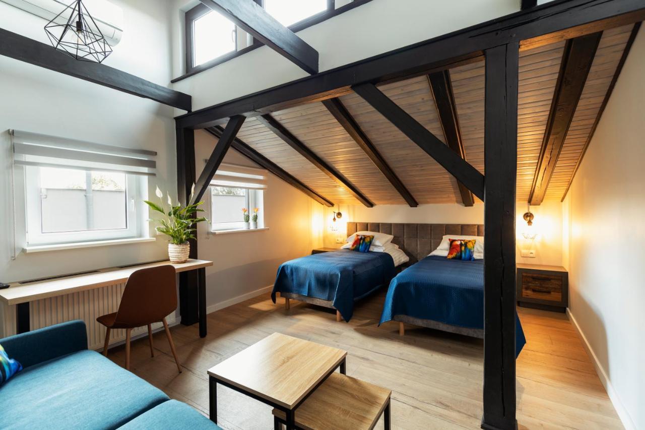 Villa Toscania-Check In 24H Poznan Ngoại thất bức ảnh