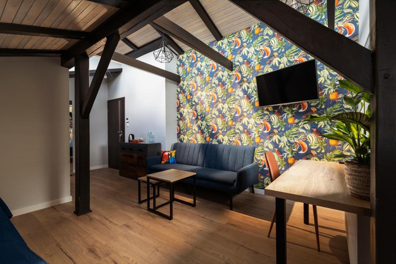 Villa Toscania-Check In 24H Poznan Ngoại thất bức ảnh