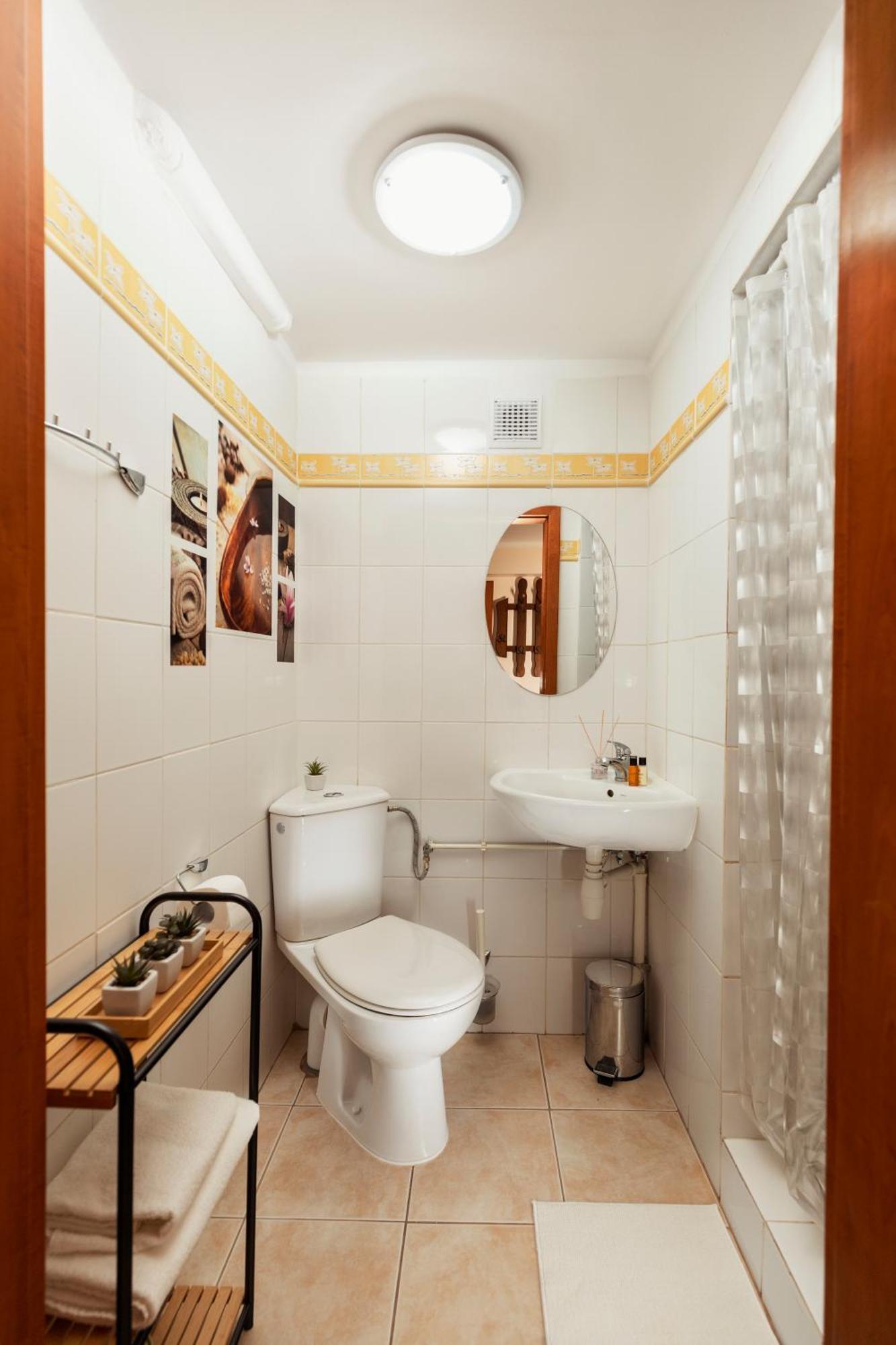 Villa Toscania-Check In 24H Poznan Phòng bức ảnh